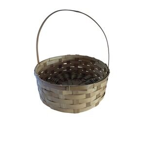 Vintage Large Weaved‎ Wicker Easter Holiday Basket Grannycore Attic